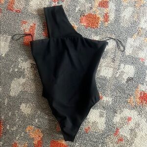 Superdown Black One-Shoulder Body Suit
